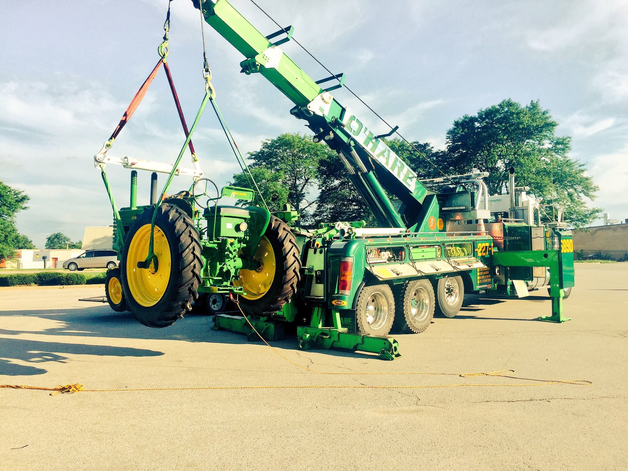 Heavy Equipment Towing in Aptakisic, IL