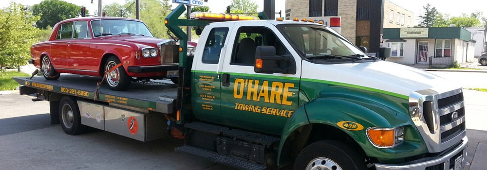 Towing Company in Divine, IL