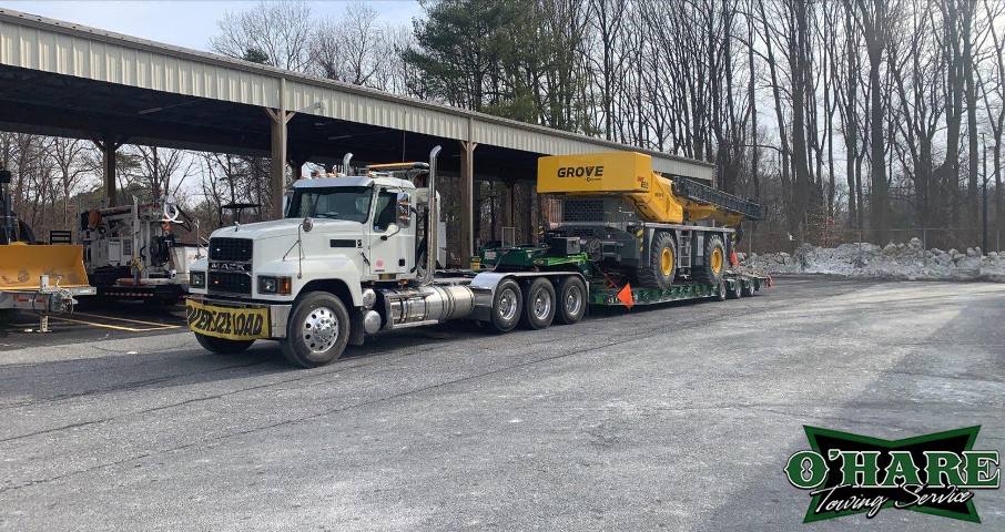 Heavy Equipment Towing in Foxcroft, IL